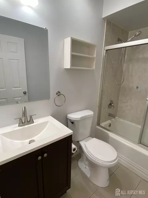 2 Walnut St, Edison, NJ 08817 photo 11