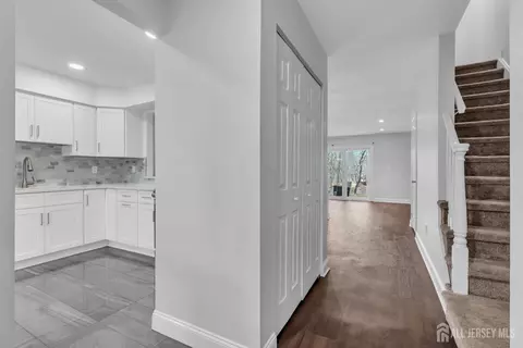 259 Grassmere Ct, Aberdeen, NJ 07747 photo 5