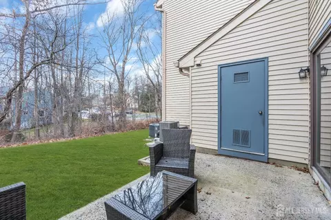259 Grassmere Ct, Aberdeen, NJ 07747 photo 29