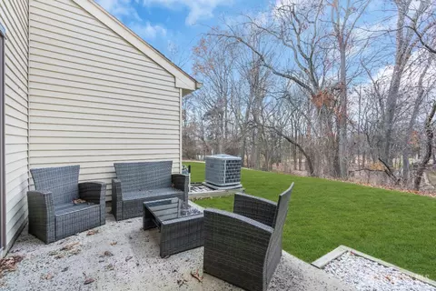 259 Grassmere Ct, Aberdeen, NJ 07747 photo 28