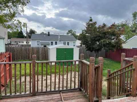 Exterior - 120 3rd St, Middlesex, NJ 08846 photo 4 of 5