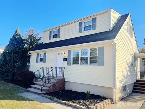 200 2nd St, Middlesex, NJ 08846 photo 2