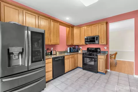 15 Amber Dr, Old Bridge, NJ 08857 photo 13