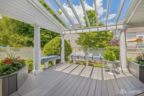 29 Paceview Dr, Howell, NJ 07731 photo 28