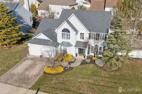 29 Paceview Dr, Howell, NJ 07731 photo 3