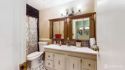 27 Timber Rd, Edison, NJ 08820 photo 13