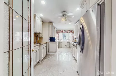 27 Timber Rd, Edison, NJ 08820 photo 7