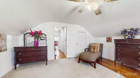 27 Timber Rd, Edison, NJ 08820 photo 16