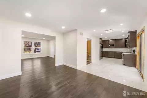 47 Teaberry Dr, Edison, NJ 08820 photo 16