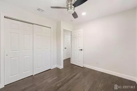 47 Teaberry Dr, Edison, NJ 08820 photo 11