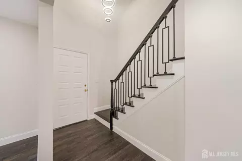 47 Teaberry Dr, Edison, NJ 08820 photo 21