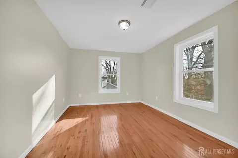 176 Easy St, Edison, NJ 08817 photo 47