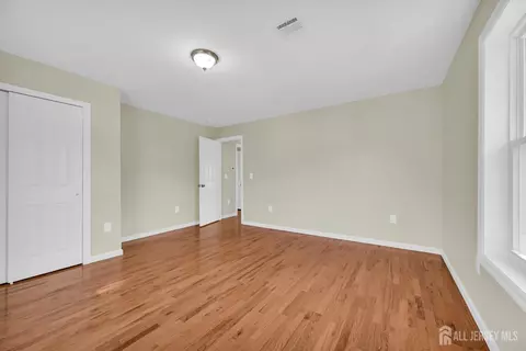 176 Easy St, Edison, NJ 08817 photo 45