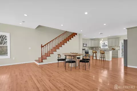 176 Easy St, Edison, NJ 08817 photo 18