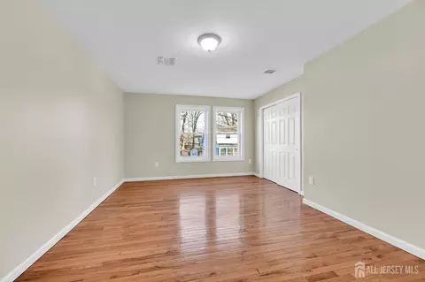 176 Easy St, Edison, NJ 08817 photo 37