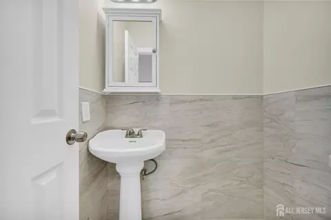 176 Easy St, Edison, NJ 08817 photo 9