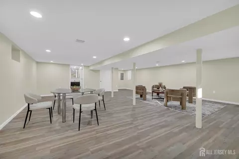 176 Easy St, Edison, NJ 08817 photo 32