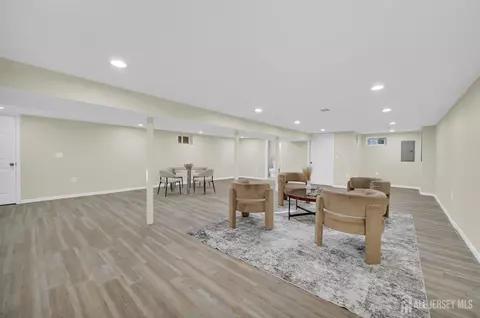 176 Easy St, Edison, NJ 08817 photo 29