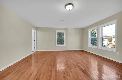 176 Easy St, Edison, NJ 08817 photo 40