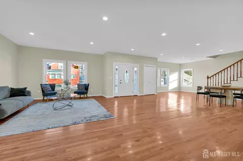 176 Easy St, Edison, NJ 08817 photo 8