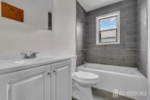 1610 Raspberry Ct, Edison, NJ 08817 photo 13