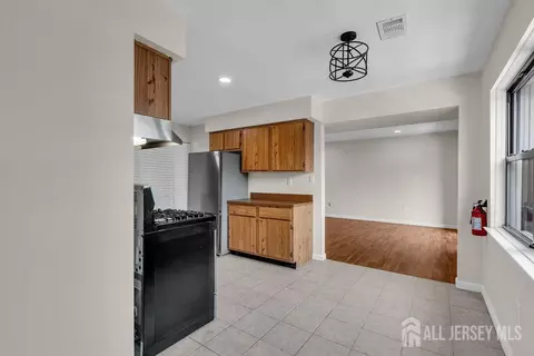 1610 Raspberry Ct, Edison, NJ 08817 photo 10