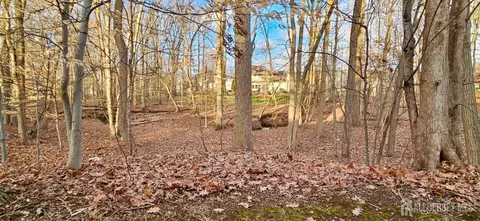 2003 Timber Oaks Rd, Edison, NJ 08820 photo 1