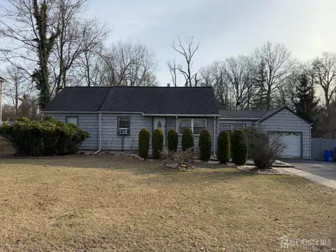 62 Marlin Ave E, Edison, NJ 08820 photo 1