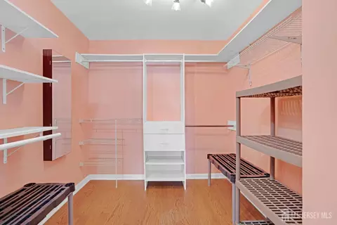 7 Robin Rd, Edison, NJ 08820 photo 25