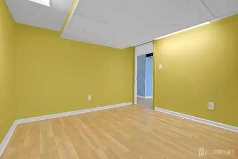7 Robin Rd, Edison, NJ 08820 photo 42