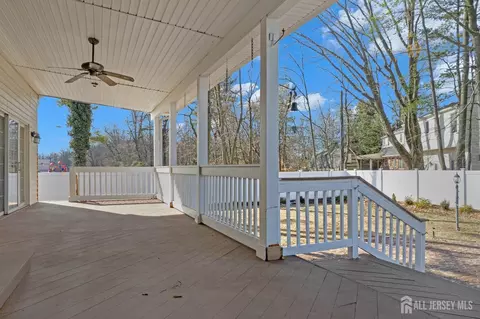 7 Robin Rd, Edison, NJ 08820 photo 52