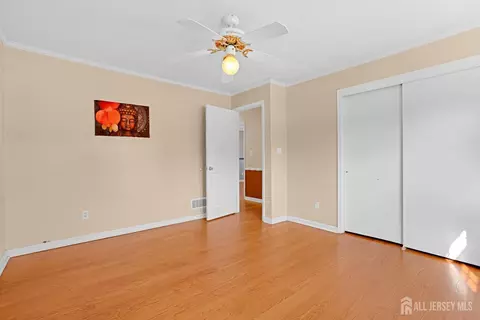 7 Robin Rd, Edison, NJ 08820 photo 32
