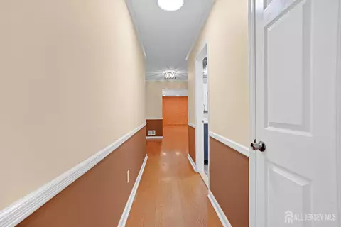7 Robin Rd, Edison, NJ 08820 photo 21