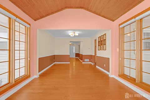 7 Robin Rd, Edison, NJ 08820 photo 20
