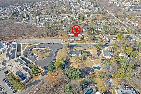 7 Robin Rd, Edison, NJ 08820 photo 55