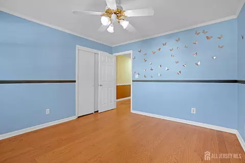 7 Robin Rd, Edison, NJ 08820 photo 28