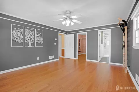 7 Robin Rd, Edison, NJ 08820 photo 24