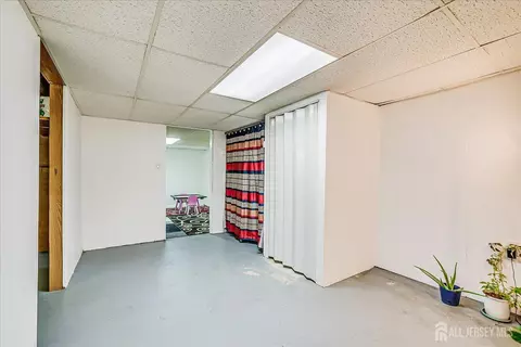 149 Vineyard Rd, Edison, NJ 08817 photo 31