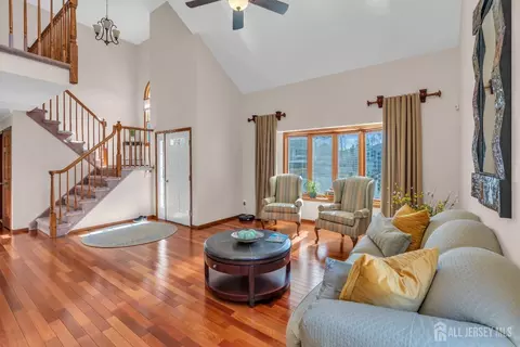 14 Daniel Pl, Matawan, NJ 07747 photo 7