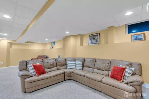 14 Daniel Pl, Matawan, NJ 07747 photo 24
