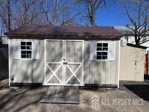 111 Main St, Helmetta, NJ 08828 photo 9