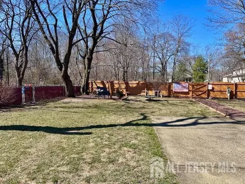 111 Main St, Helmetta, NJ 08828 photo 12