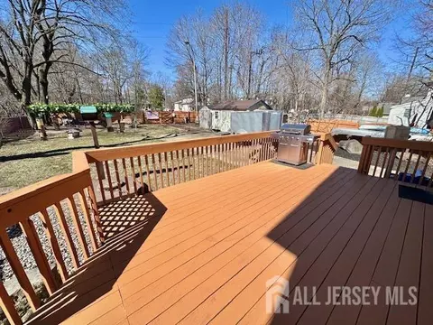 111 Main St, Helmetta, NJ 08828 photo 7