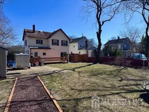 111 Main St, Helmetta, NJ 08828 photo 14