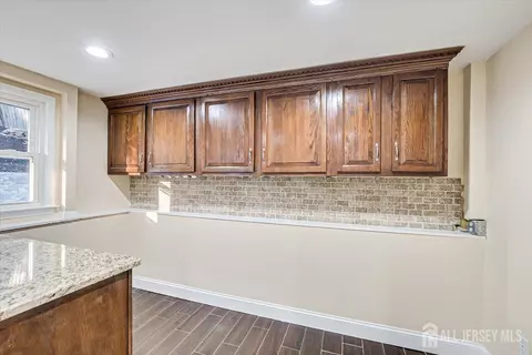 4 Adelphi Ct, Edison, NJ 08837 photo 21