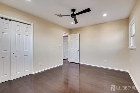 4 Adelphi Ct, Edison, NJ 08837 photo 13