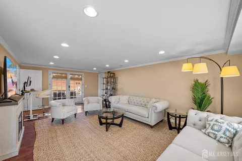 4 Hill Rd, Edison, NJ 08817 photo 32