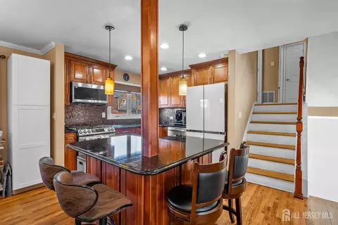 4 Hill Rd, Edison, NJ 08817 photo 11