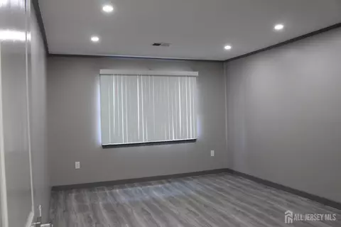 1612 Raspberry Ct, Edison, NJ 08817 photo 8