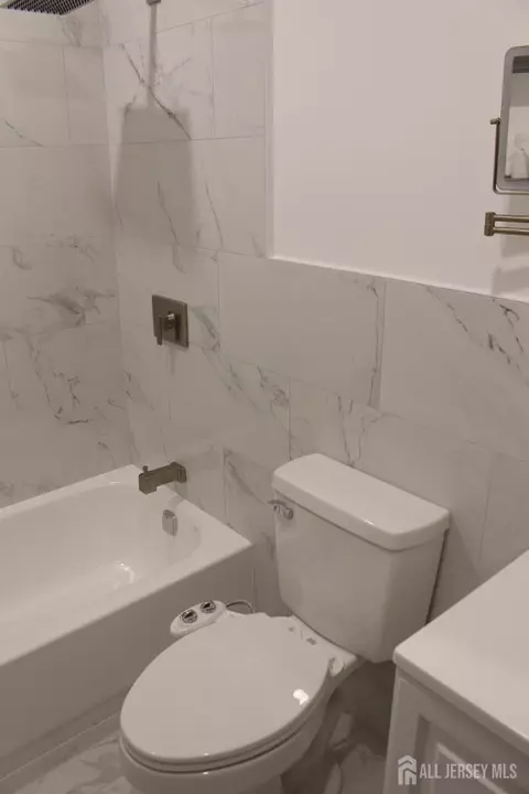 1612 Raspberry Ct, Edison, NJ 08817 photo 19